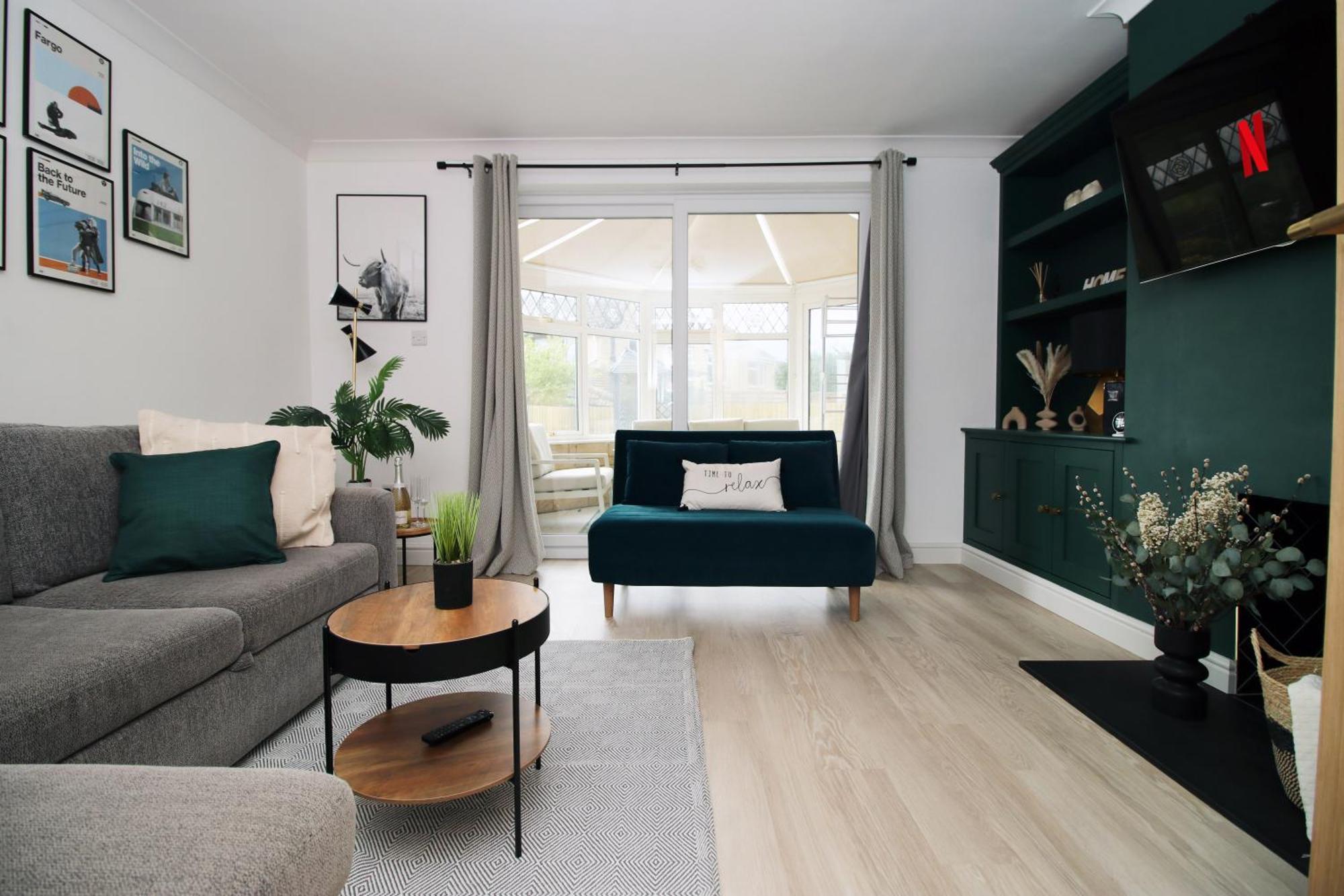 Stylish Home In Bath With Driveway Parking, 10Min From City Εξωτερικό φωτογραφία
